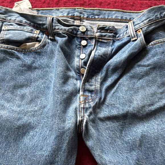 Levi’s 501 button fly - Picture 2 of 4